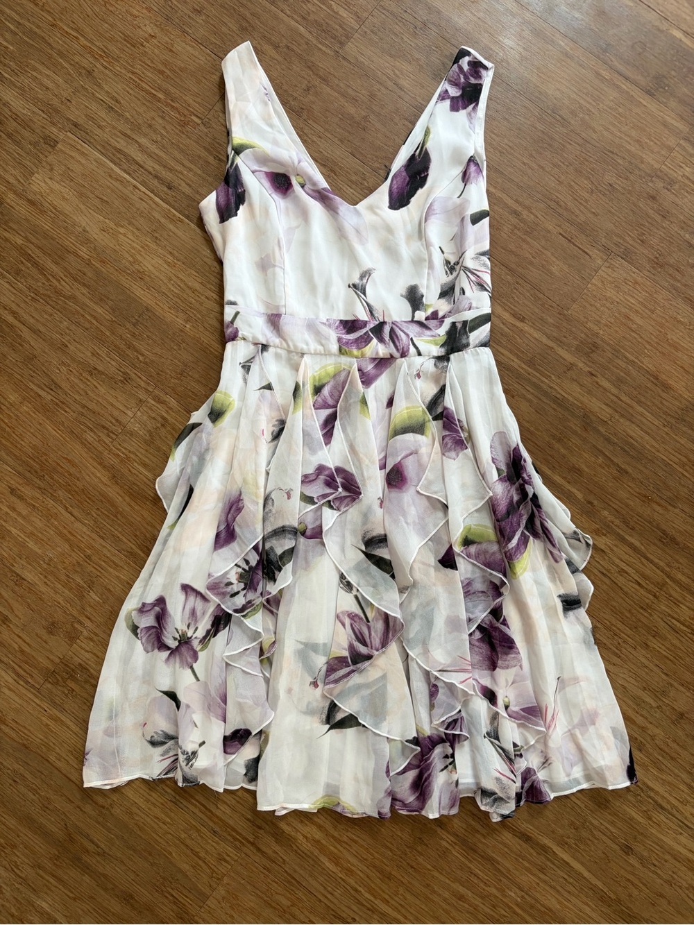 Le Château Purple Floral Tiered Cascade Ruffle V-Neck Dress Size XS